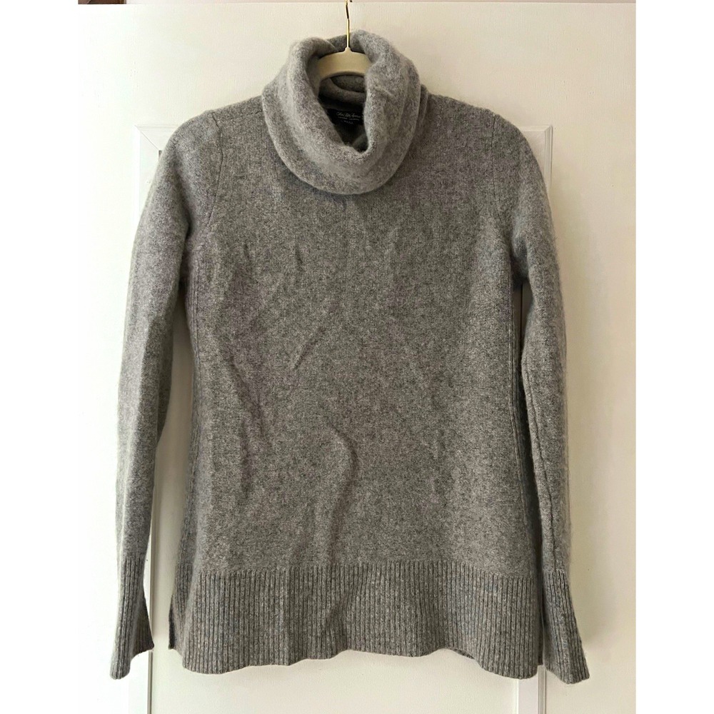 Saks Fifth Avenue Women's Gray Cashmere Knit Turtleneck Pullover Sweater M 38x26